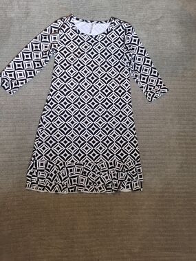Lulu-B Black and White Geometric Asymmetrical Dress
